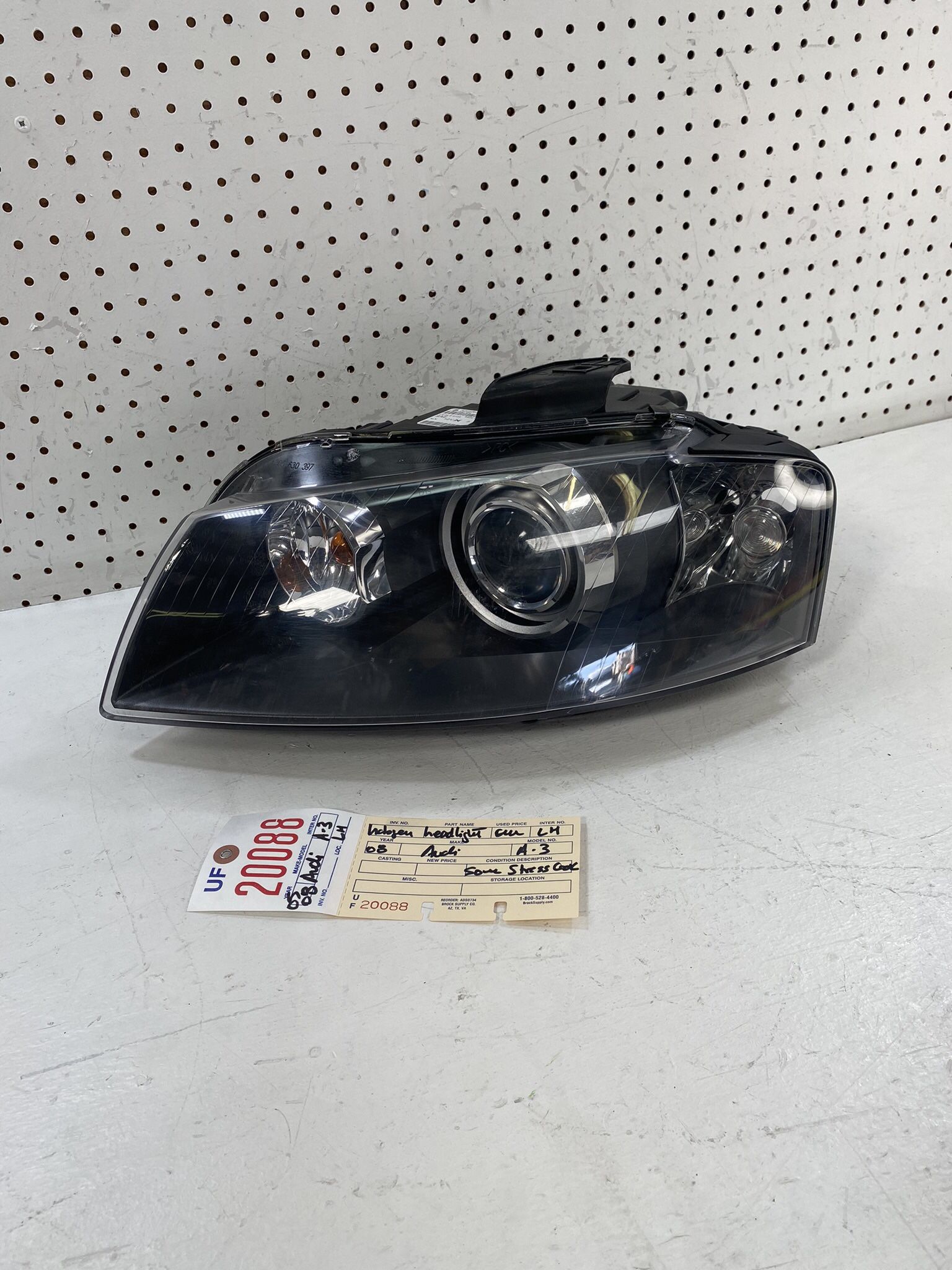 2006 2008 AUDI A3 LEFT SIDE XENON HEADLIGHT LAMP OEM