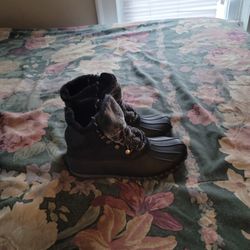 Baretraps Snow Boots , Black , And Size  8 M