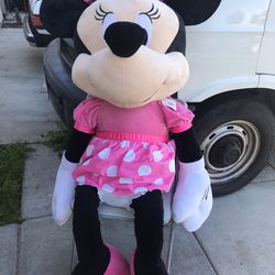 5” Tall Minnie Mouse Stuffed Animal From Disney Store