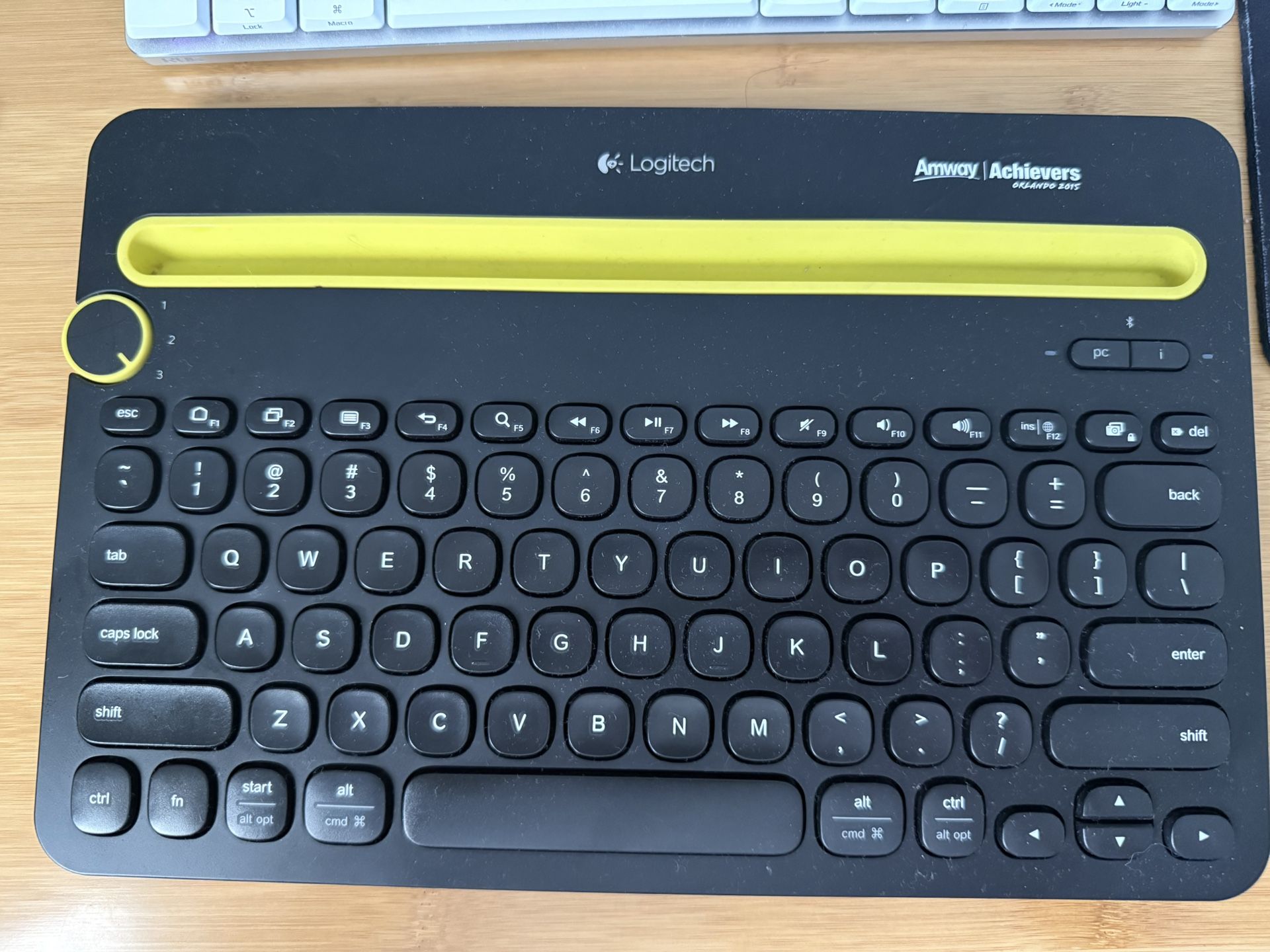 Logitech K480 Keyboard