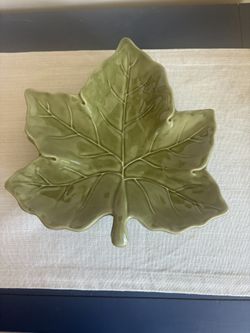 Pottery Barn plant lovers LEAF Salad/Dessert Plates Set of (4) or (8) stoneware.