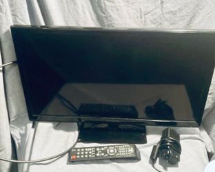 32” Insignia Led Tv And DVD Player Combo, w/All Cords, Remote & Wall Mount