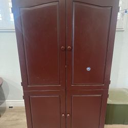 Armoire