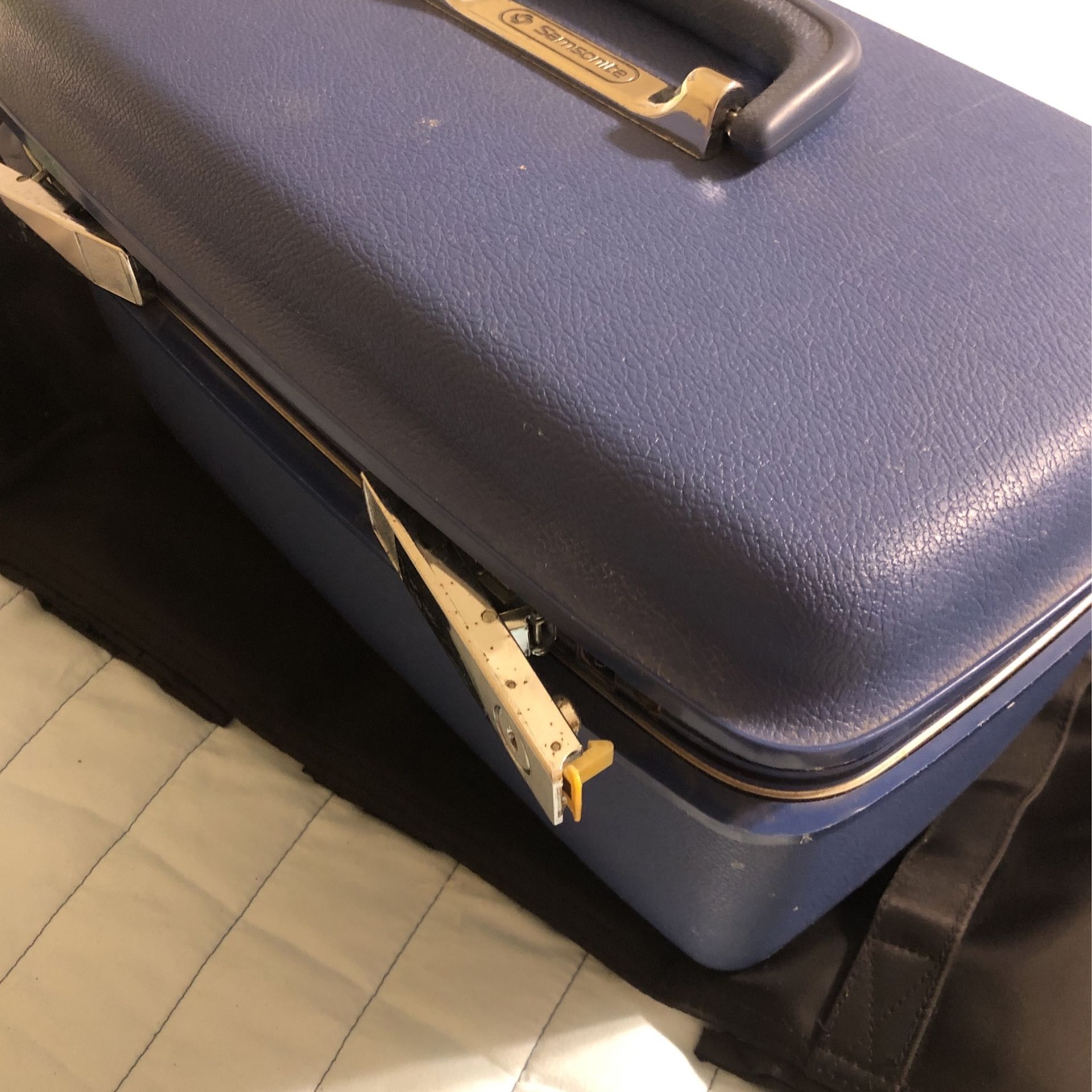 Vintage Samsonite Ladies Makeup Luggage $10 