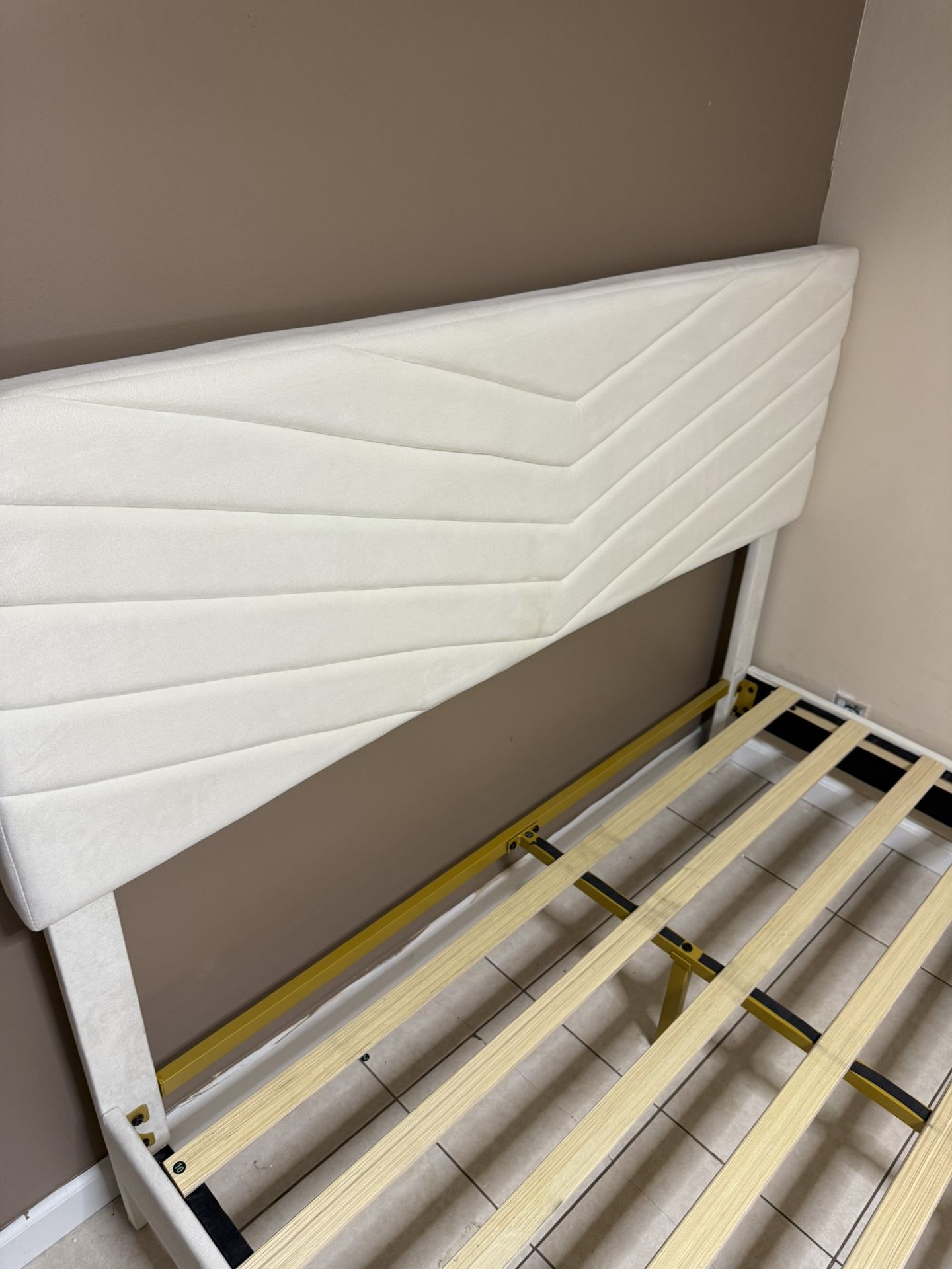 Bed Frame And Head Board 
