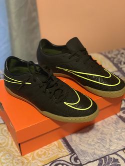 Nike Indoor Soccer Shoes