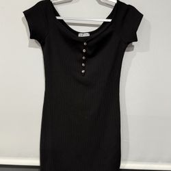 Popular 21: Black Off The Shoulder Dress