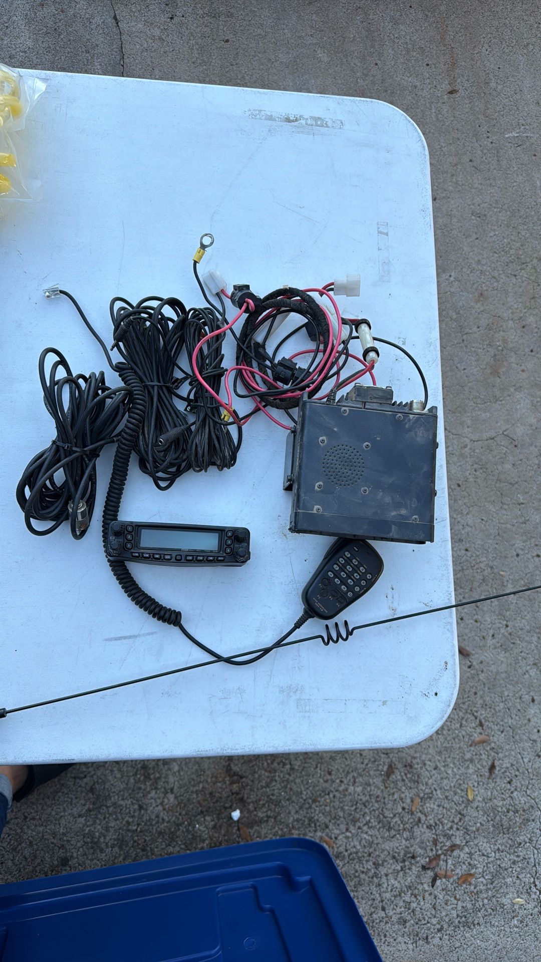 Yaesu Radio FT-8900R