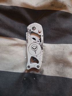 Golf divot tool with ball marker