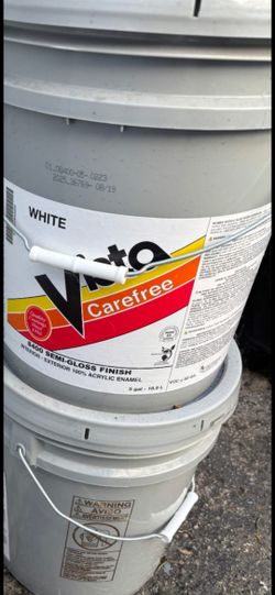 Vendo Pintura A 100 Por Cubeta