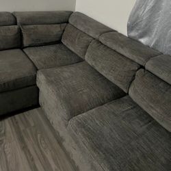 Sectional Sofa . Precio Incluye Delivery 