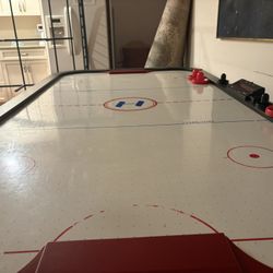 Air Hockey