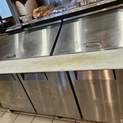 Refrigerator Saldas. 