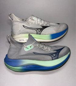 (Size 9.5) 2 Pairs Mizuno Running Shoes