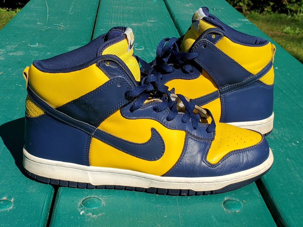 Nike Dunk High 'MICHIGAN' 304717 441 00 Men's Size 10 RARE 2003 NO BOX