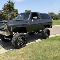 1976 Chevy K5 blazer