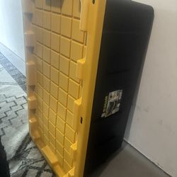 Brand New xL Heavy Duty Plastic  Bin 