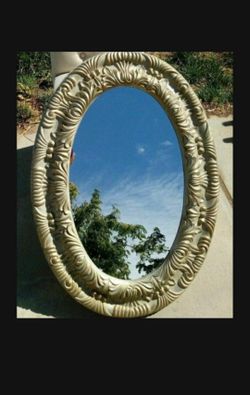 Big mirror and 2 piece wall decoration