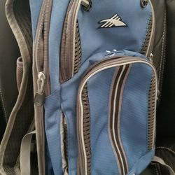 High Sierra Hydro Pack
