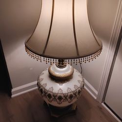 3' Tall Stunning Vintage Lamp. Rare Find.