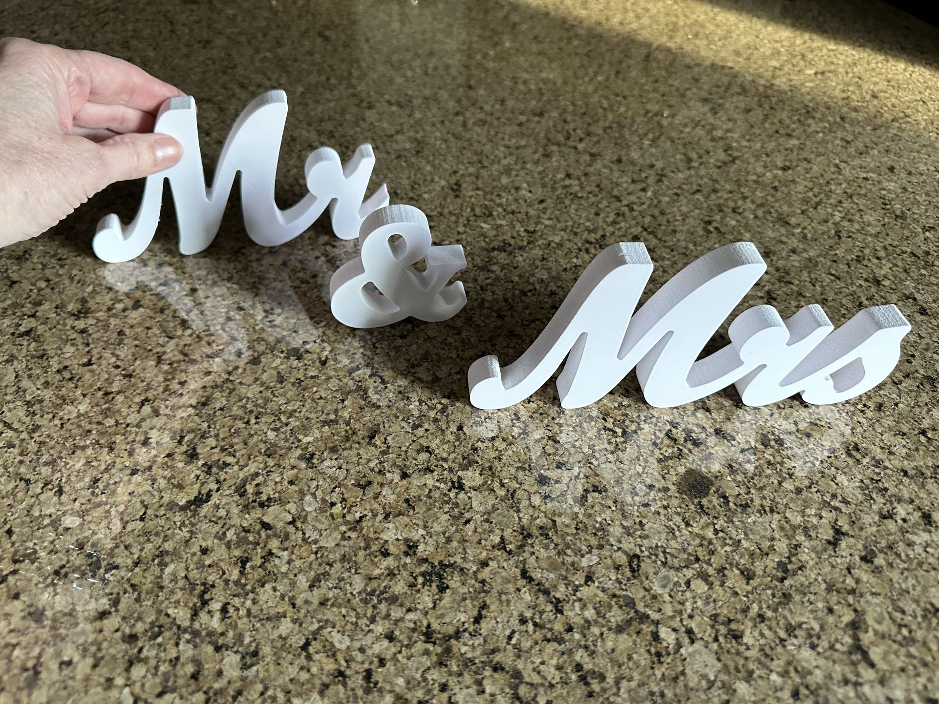 Wedding Mr & Mrs Sign