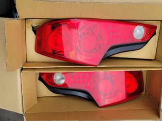 2004 Infiniti G35 Rear Tail Light Assembly OEM