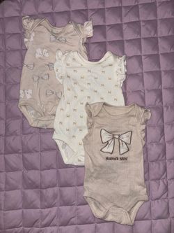 baby onsie bundle 🎀