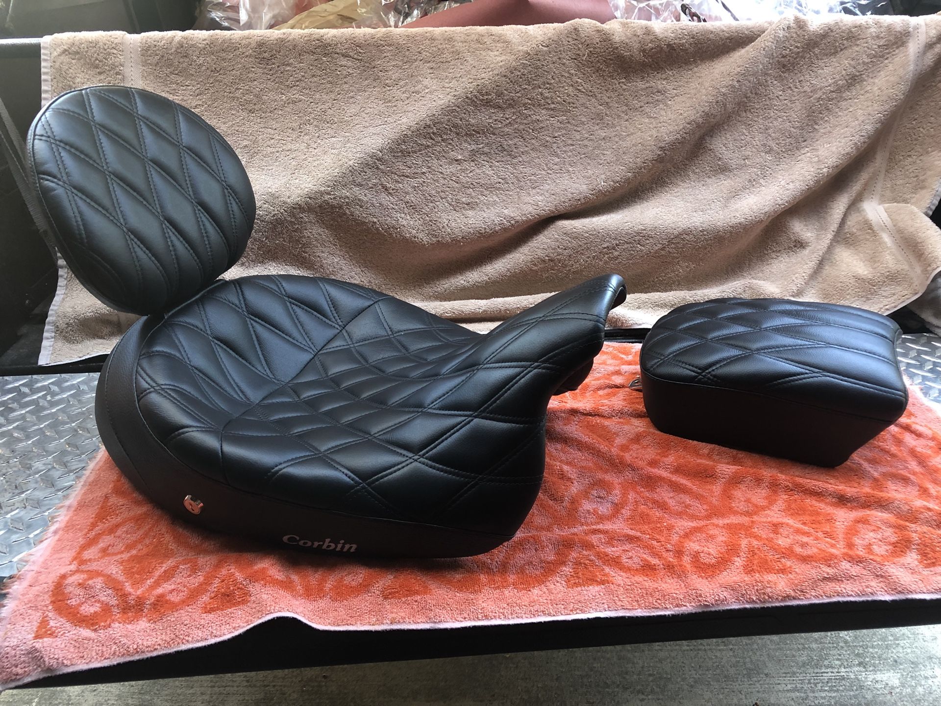 Corbin set Diamond Stiching custom For Harley Davidson Touring Bikes