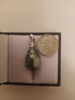 Tahitian "BLACK PEARL"