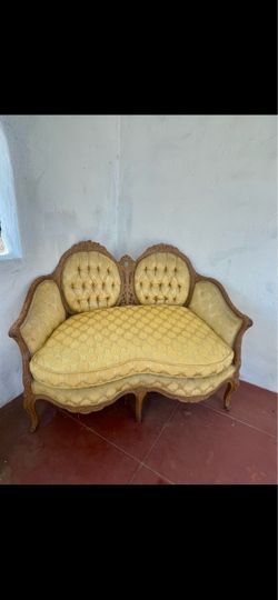 Vintage French Louis XV Style Settee Loveseat