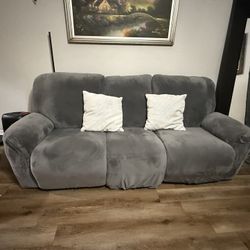  Couch 