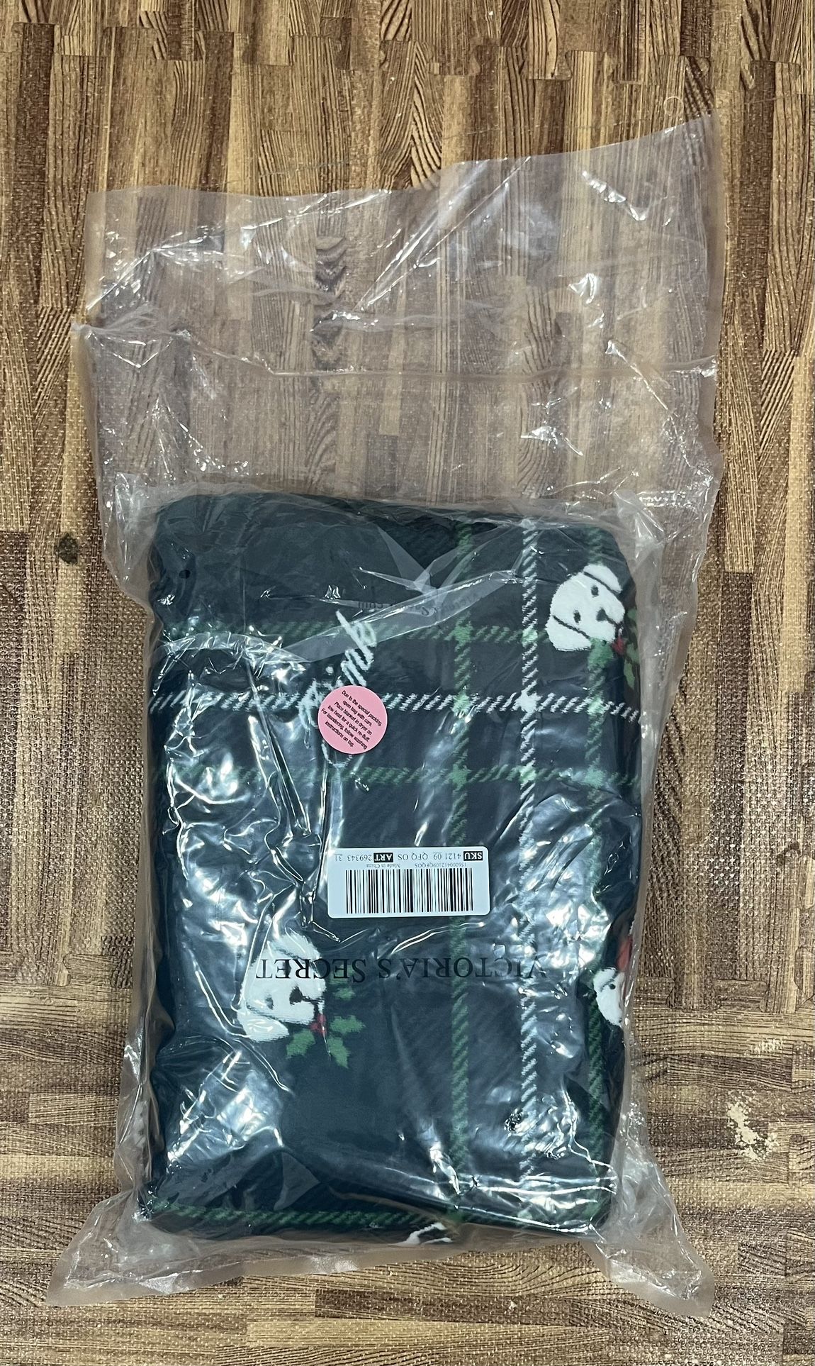 Victoria’s Secret Pink Sherpa Blanket