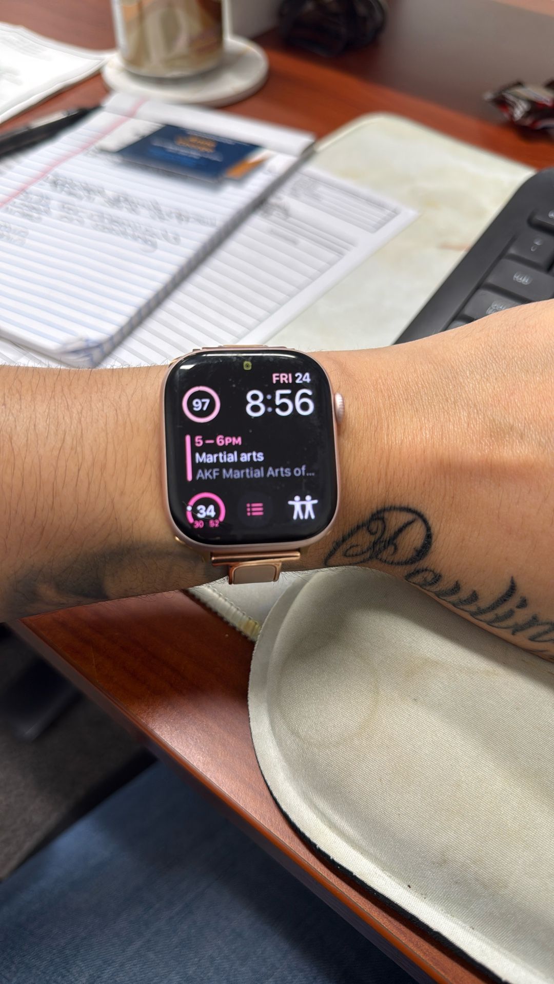 Apple Watch Series 10 46mm Rose Gold Aluminum