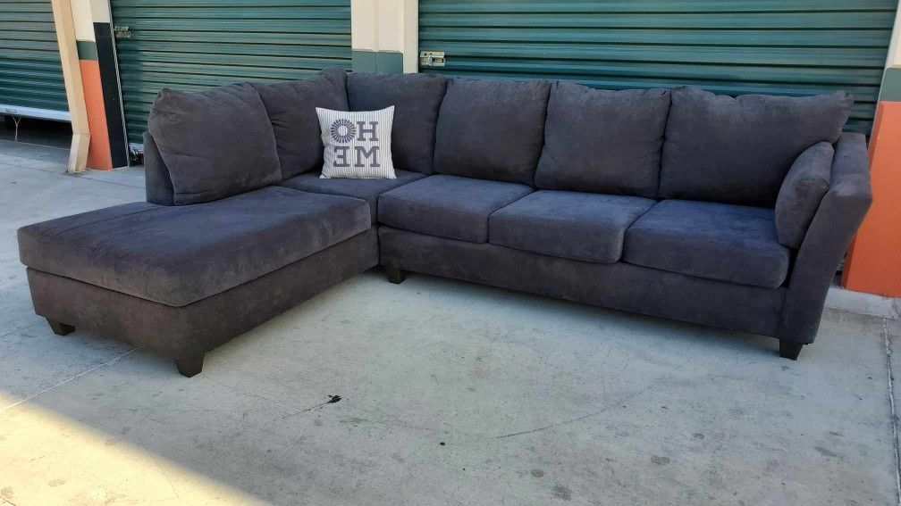 Black Sectional Couches Delivery Available 