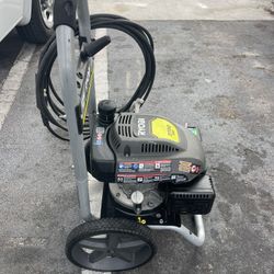 RYOBI Pressure Washer Pressure  Cleaner 2800 Psi /2.3 Gpm Works Great 