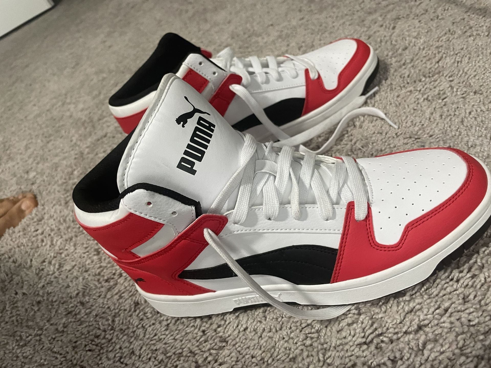 White red black puma shoes 