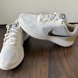 Women Shoes-Nike Revolution 3