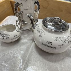 3piece  25th Anniversary Kingswood Ceramics Set  23.k. PLATINUM