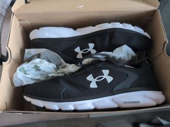 Under Armour UA Charged Assert 9 4E