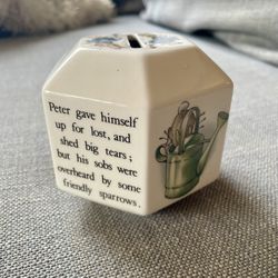 Wedgewood Beatrix Pottery's Peter Rabbit Bank
