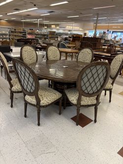 Large Oversized Marge Carson Round Dining Table w/7 Chairs
