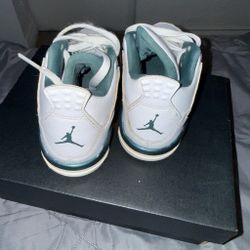 KIDS SHOES