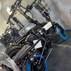 Folding electric bicycle