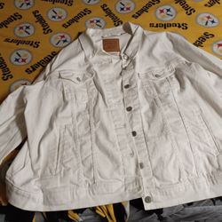 Brand New Levi's White Denium Trucker Jacket