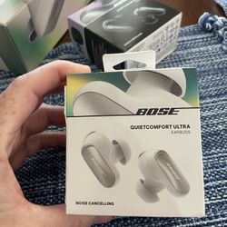 BOSE QuiteComfort Ultra Earbuds 