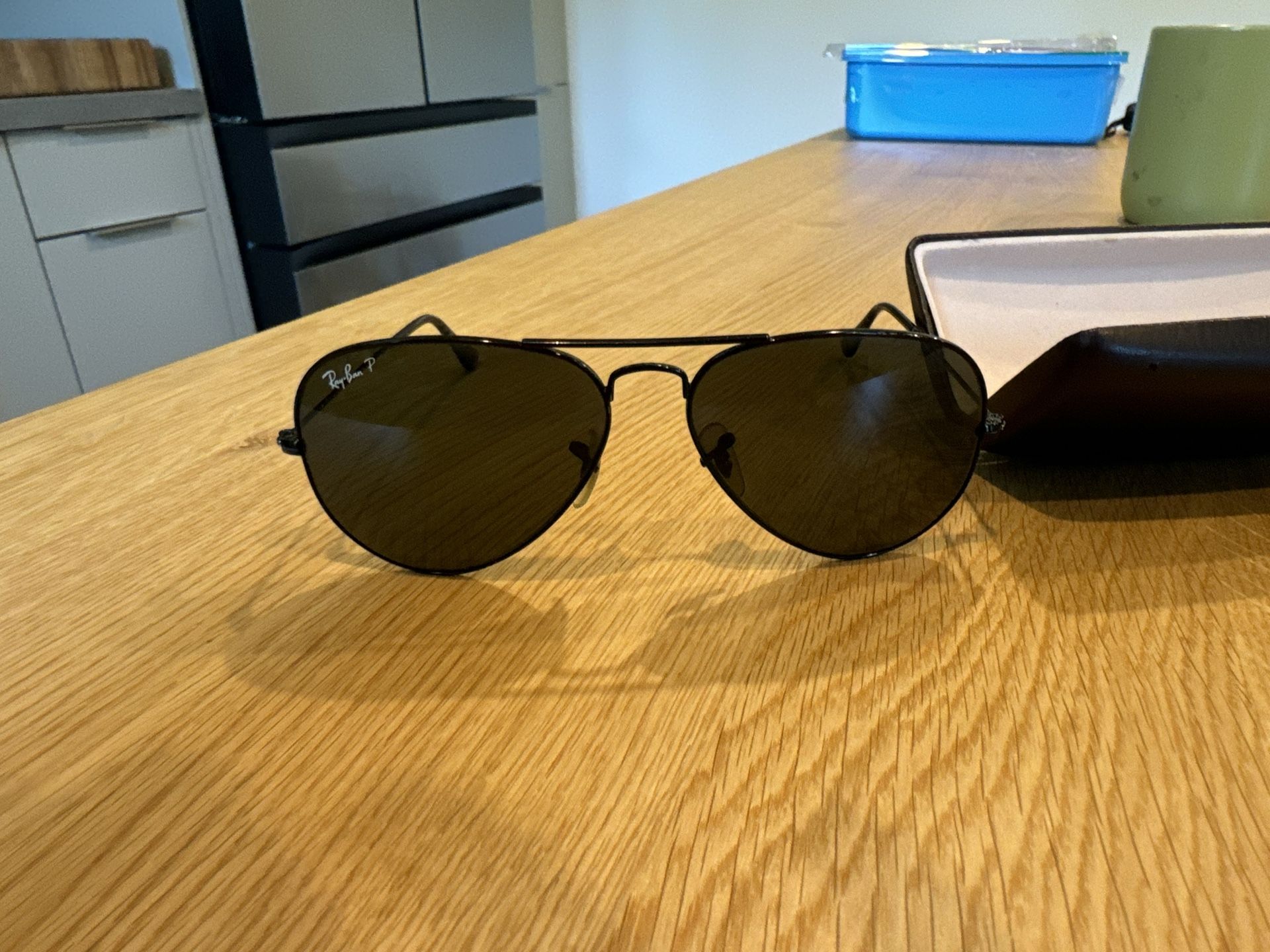 Polarized Ray Ban Sunglasses with case