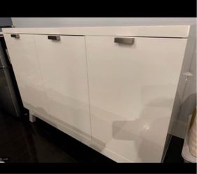 White Gloss Sideboard Cabinet with Three Doors