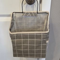 Little Hanging Baskets