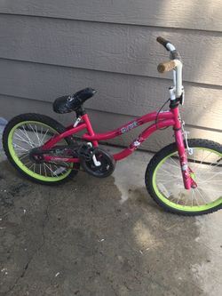 Girls bike