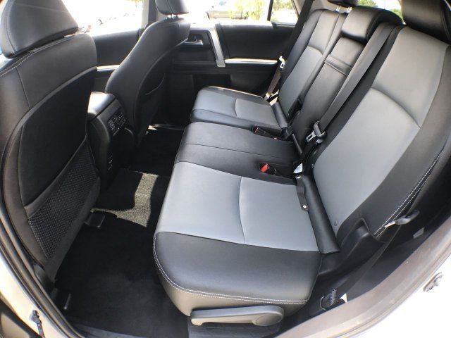 Toyota 4Runner 4x4 2018 clean title 17k millas